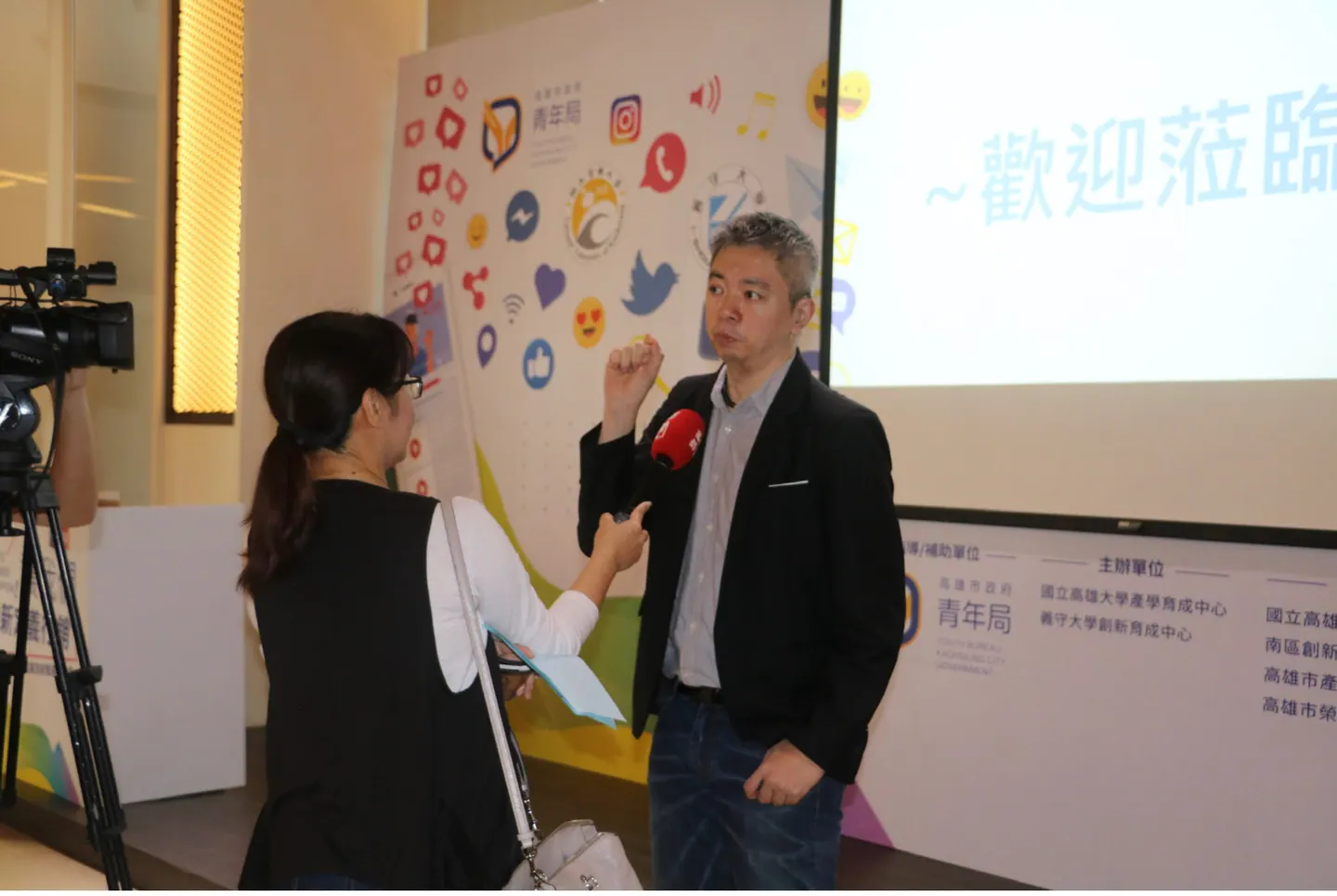 數位玩家創辦人於活動現場接受媒體採訪
